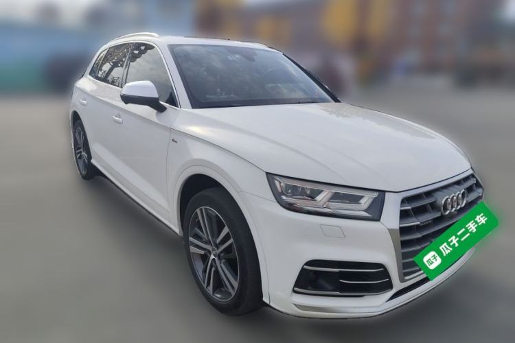 Audi Q5L 2020 — 3