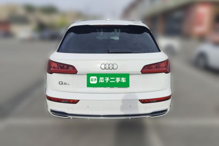 Audi Q5L 2020 — 5