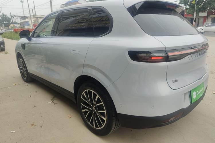 Leapmotor B10 2025 — 4
