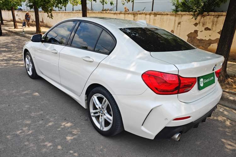 BMW 120i 2020 — фото 4