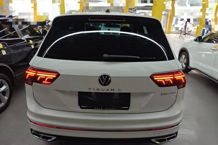 Volkswagen Tiguan L 2023 — 5