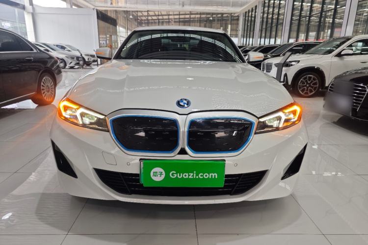 BMW i3 2022 — 2