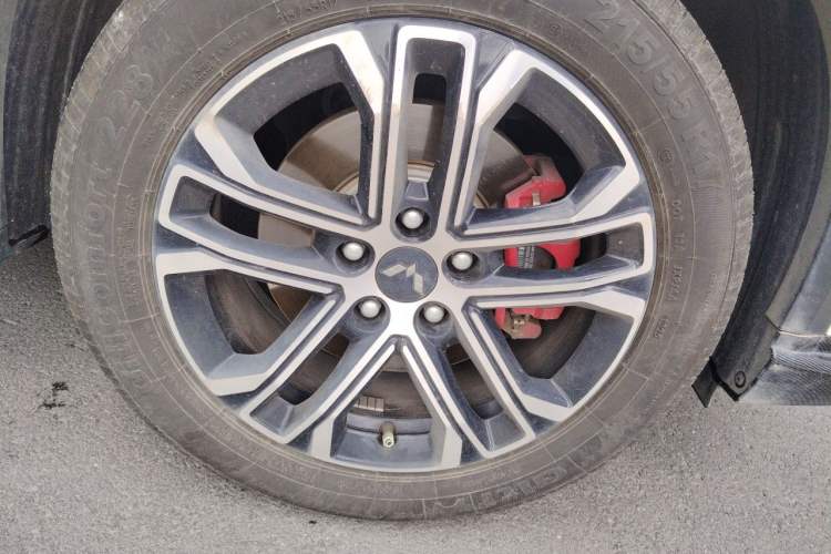 Wuling Alvez 2022 — 5