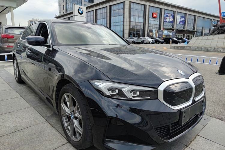 BMW i3 2022 — 3