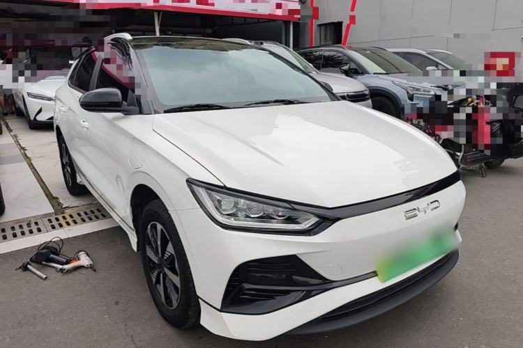 BYD e2 2024 — 3