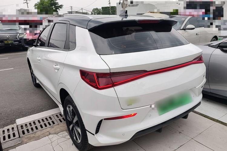 BYD e2 2024 — 4