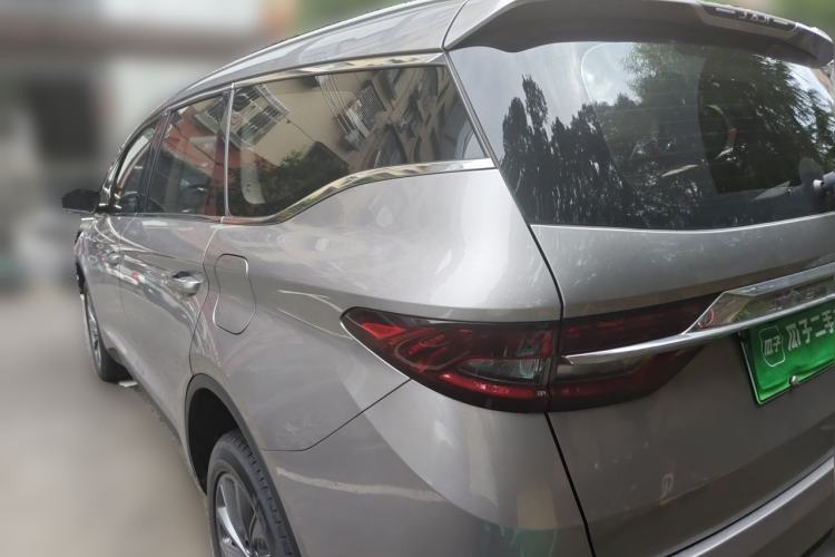 Geely Auto auto jiajie new energy 2021 — фото 4
