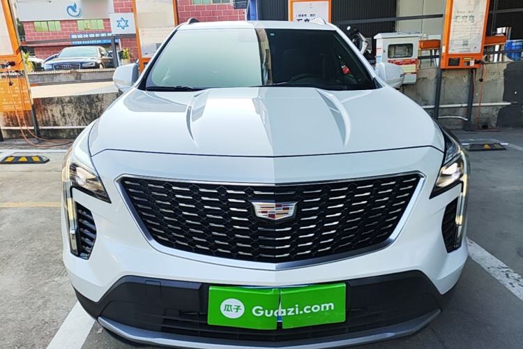 Cadillac XT4 2023 — фото 2