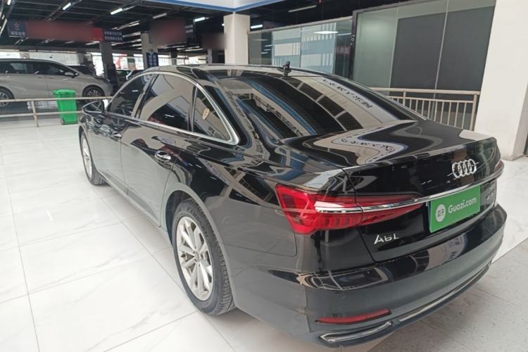 Audi A6L 2021 — 4