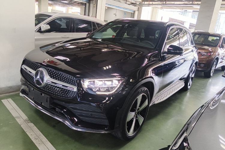 Mercedes-Benz GLC 300 L 2022 — фото 1