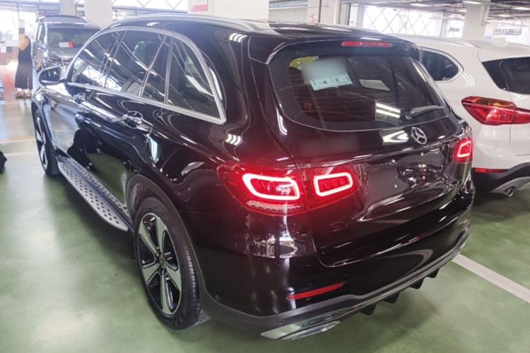 Mercedes-Benz GLC 300 L 2022 — фото 4