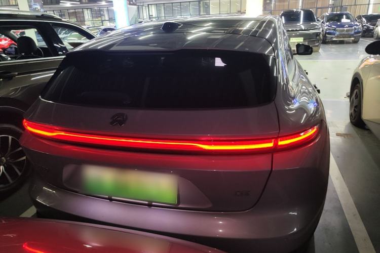 NIO ET5T 2025 — 5