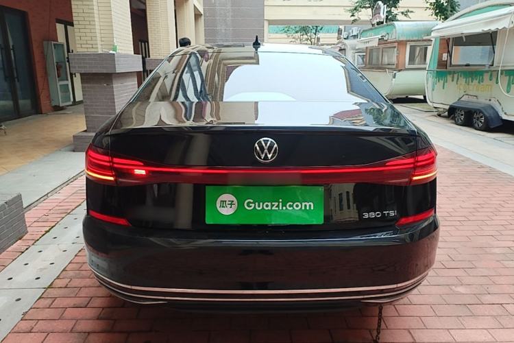 Volkswagen Passat 2025 — 5
