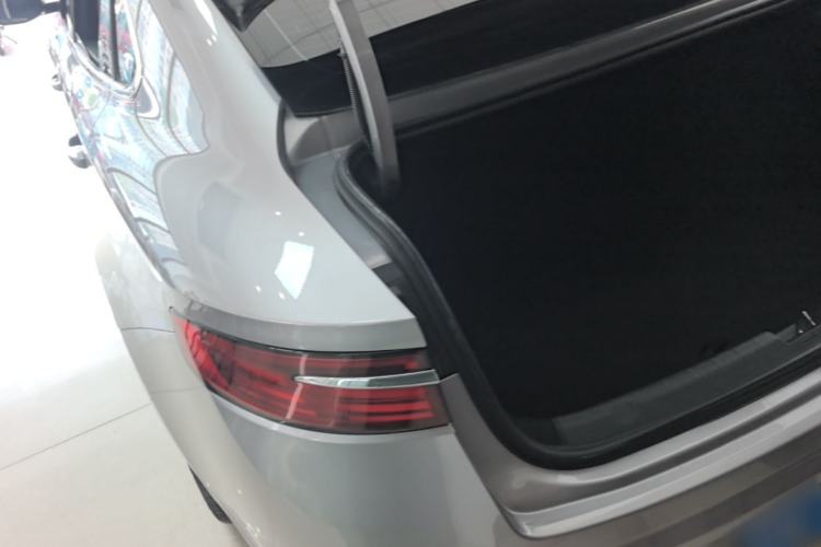 Geely Preface 2023 — 4
