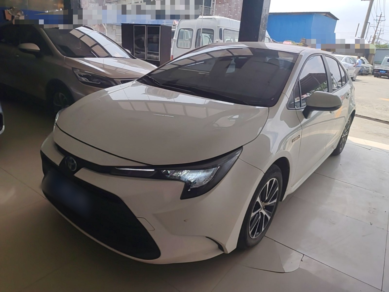 Toyota Corolla 2023 — фото 1