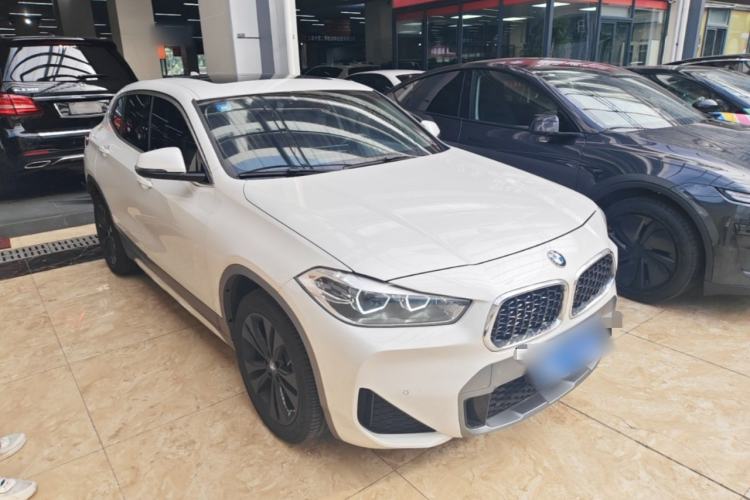 BMW X2 2023 — фото 3