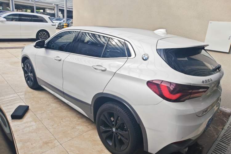 BMW X2 2023 — фото 4