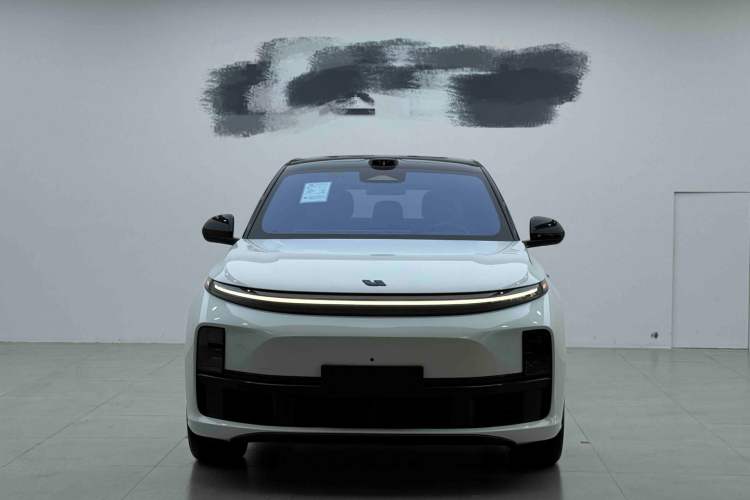 Li Auto L7 2025 — 2