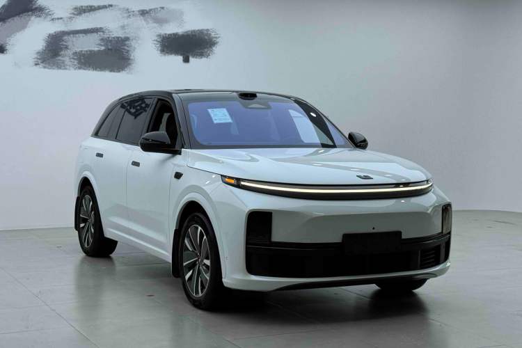 Li Auto L7 2025 — 3