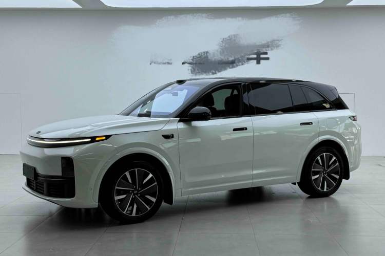 Li Auto L7 2025 — 4