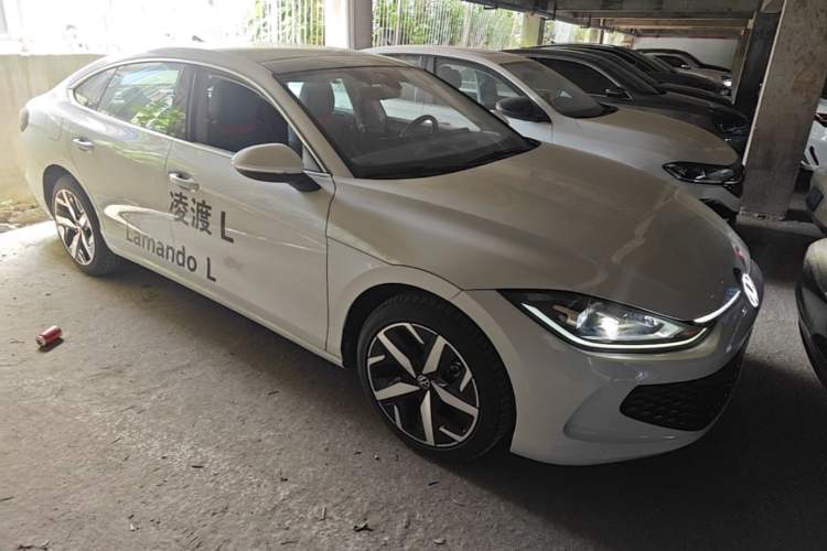 Volkswagen Lamando 2025 — 3