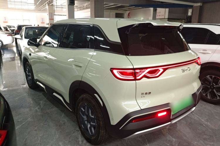 BYD Yuan Up 2025 — 4