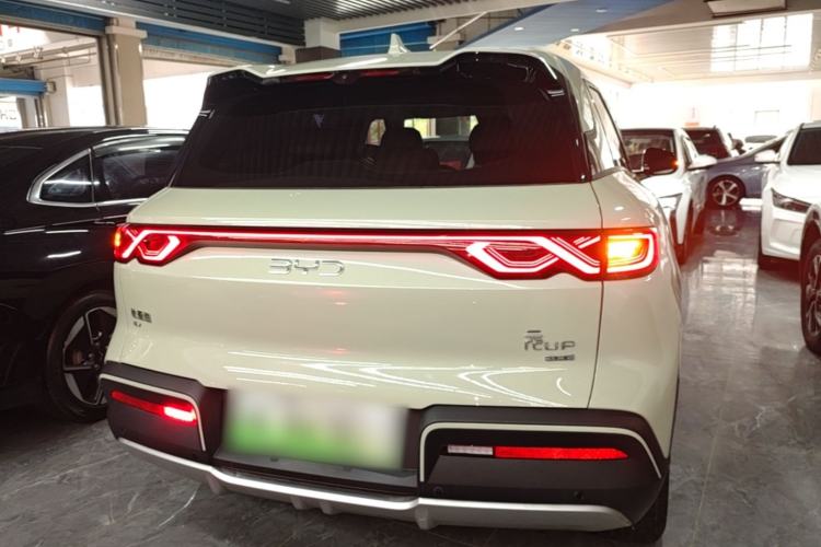 BYD Yuan Up 2025 — 5
