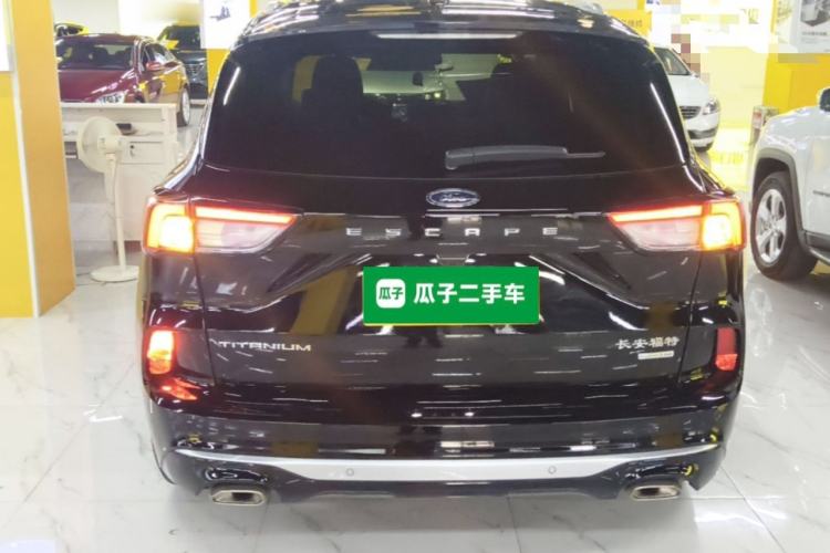 Ford Escape 2020 — 5