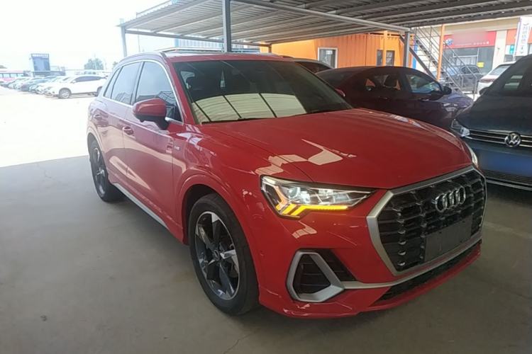 Audi Q3 2022 — 3
