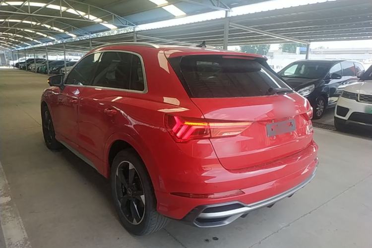 Audi Q3 2022 — 4