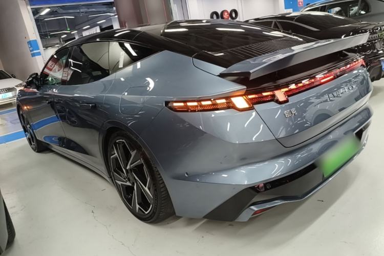 Lynk & Co Z10 2024 — 4