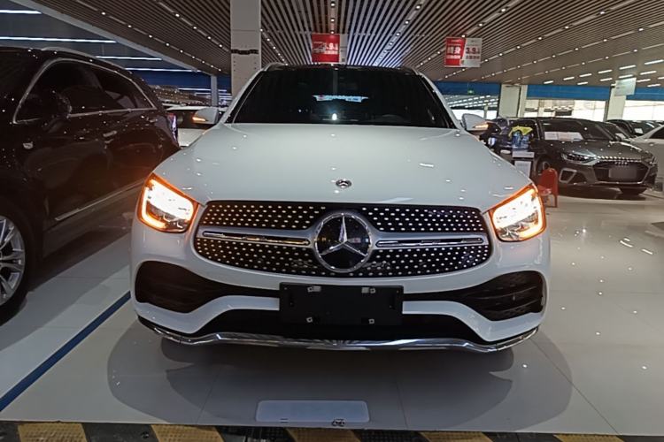 Mercedes-Benz GLC 260 L 2021 — фото 2