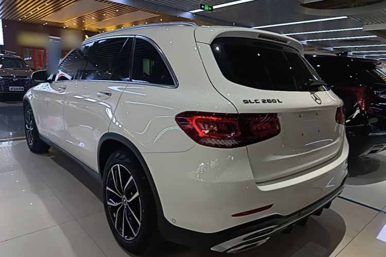 Mercedes-Benz GLC 260 L 2021 — фото 4