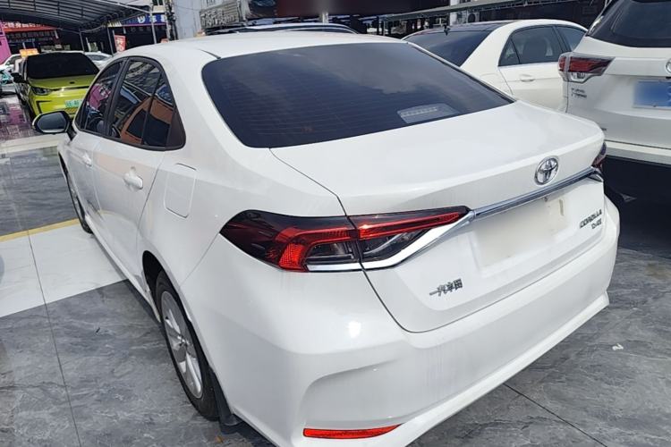 Toyota Corolla 2021 — 4
