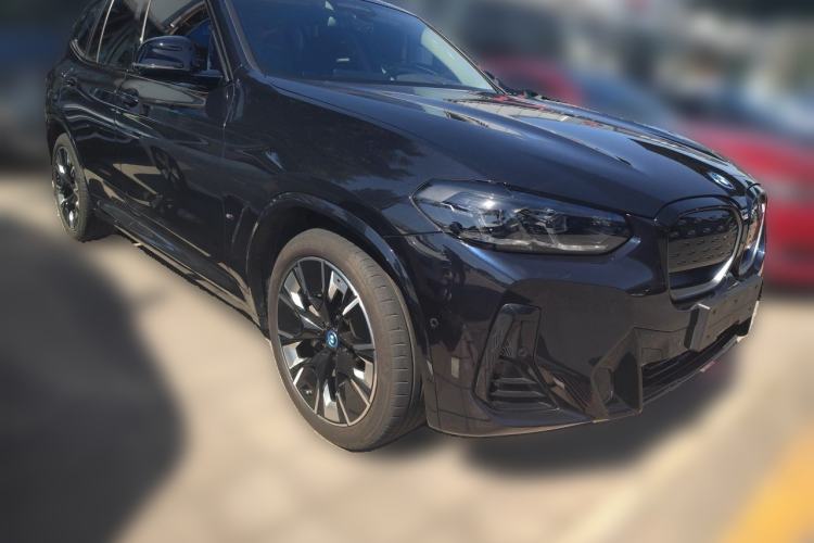 BMW iX3 2024 — 3