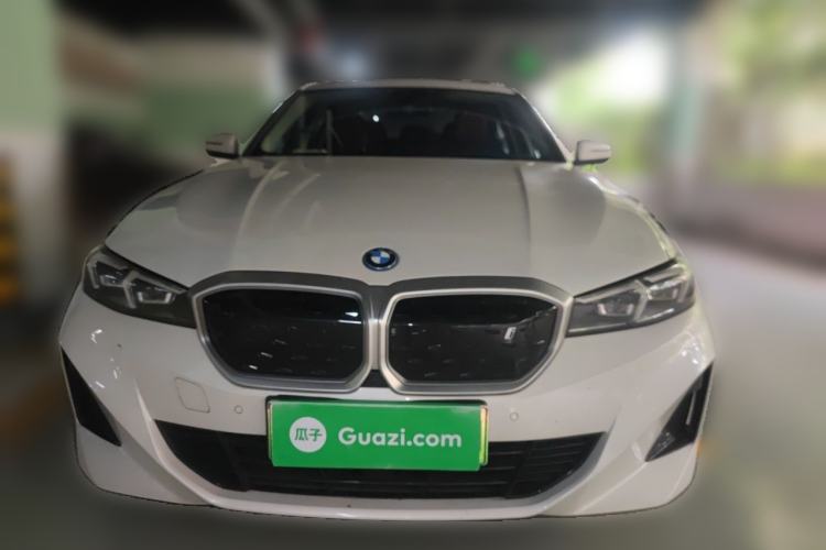 BMW i3 2024 — 2