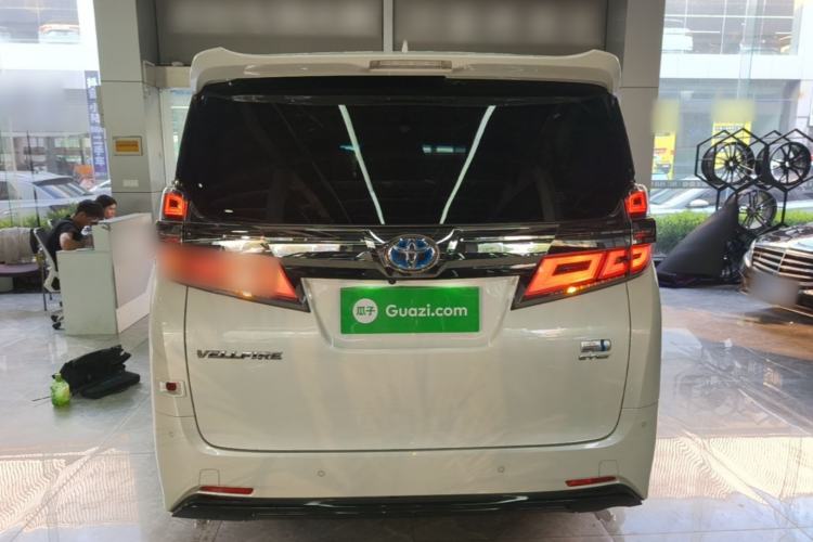 Toyota Vellfire 2020 — 5