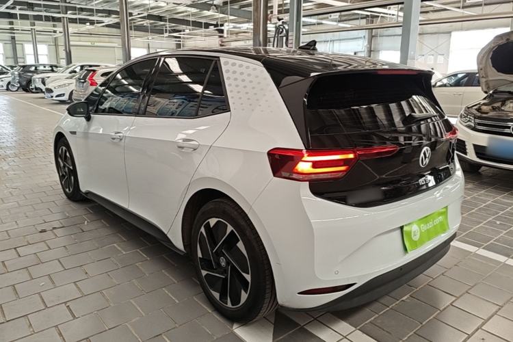Volkswagen ID.3 2023 — 4