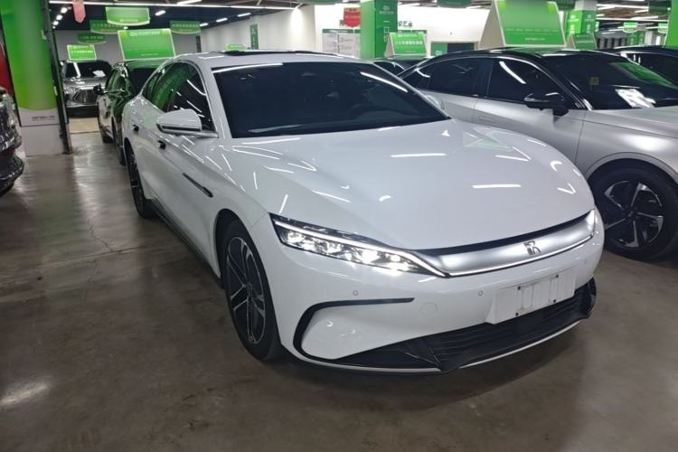 BYD Han 2023 — 3