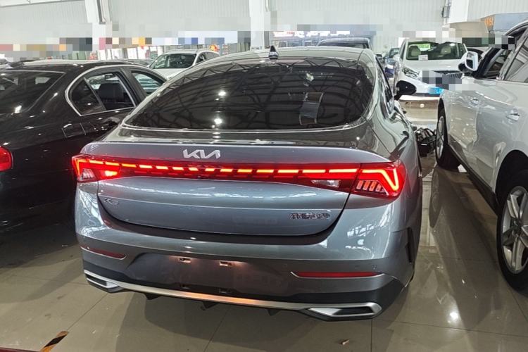Kia K5 2021 — 5