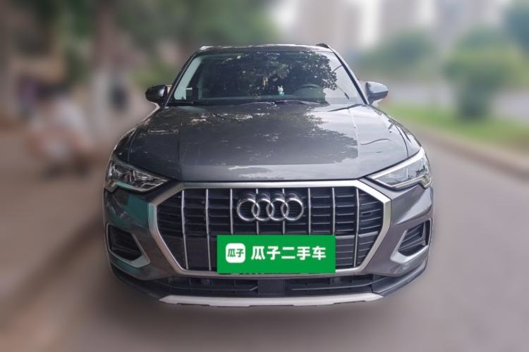 Audi Q3 2021 — 2