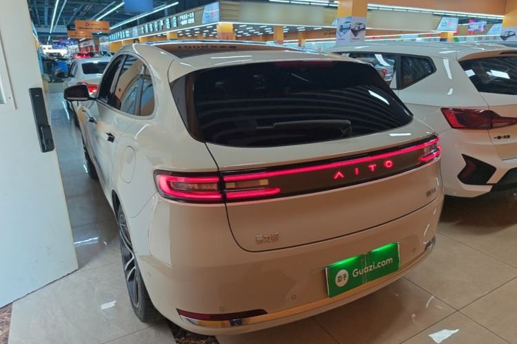 AITO M5 2025 — 4