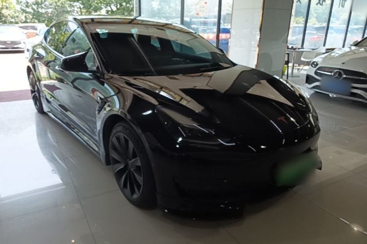 Tesla Model 3 2021 — 3