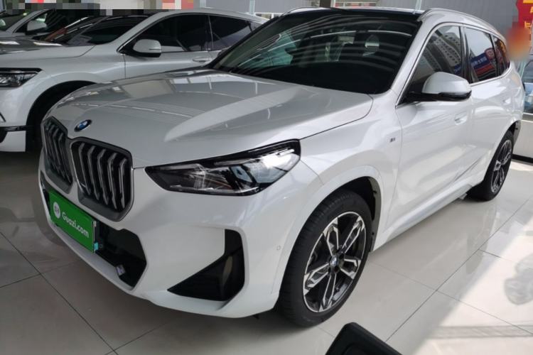 BMW X1 2023 — фото 1