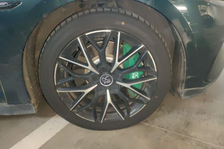 BYD Han 2022 — 5