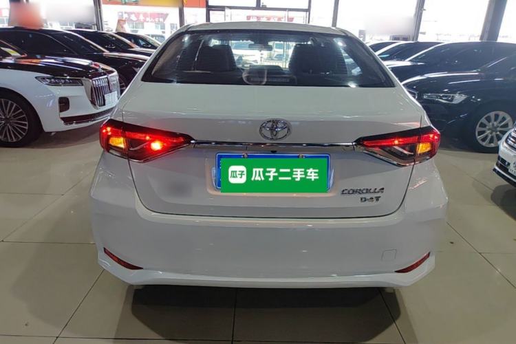 Toyota Corolla 2022 — 5