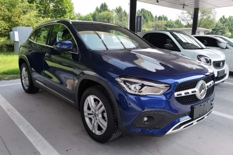 Mercedes-Benz benz gla 2023 — фото 3