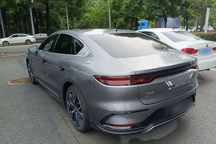 BYD Han 2024 — 4