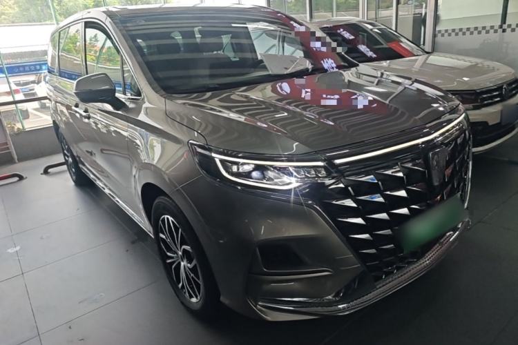 Roewe iMAX8 2025 — фото 3