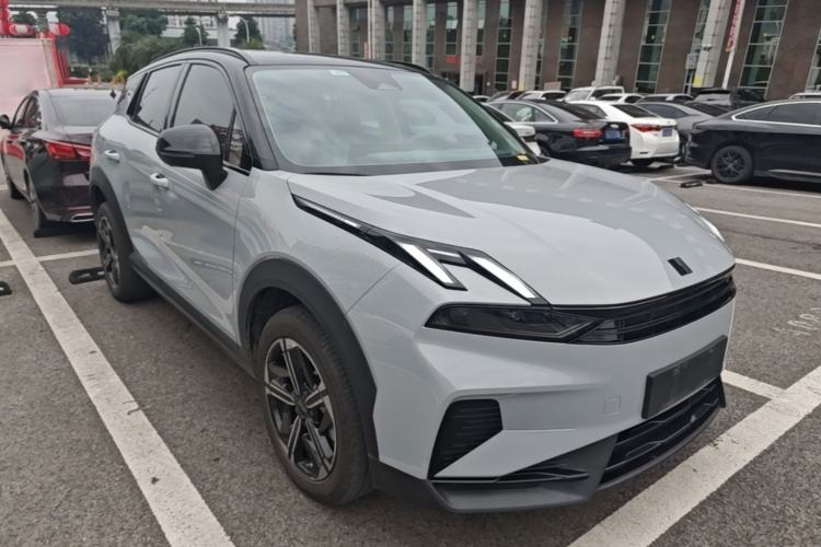 Lynk & Co 06 2023 — 3